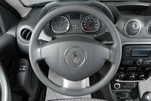 Внедорожник Renault Duster 2012 года, 849000 рублей, Тюмень