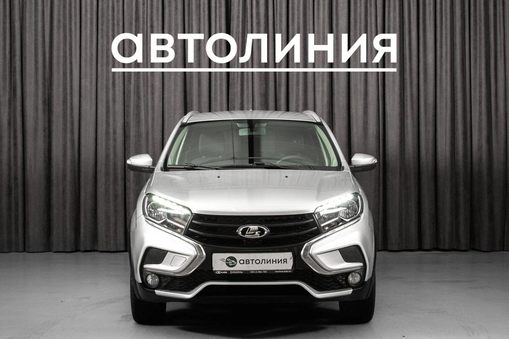Хетчбэк ВАЗ (LADA) XRAY Cross 2019 года, 820000 рублей, Красноярск