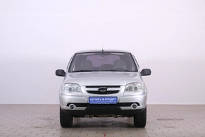 Внедорожник Chevrolet Niva 2010 года, 469000 рублей, Омск
