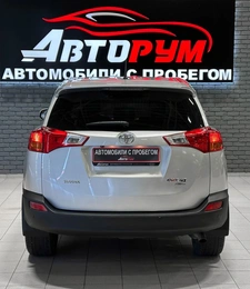 Внедорожник Toyota RAV4 2013 года, 1907000 рублей, Красноярск