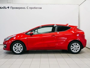 Хетчбэк Kia Ceed 2017 года, 1520000 рублей, Красноярск