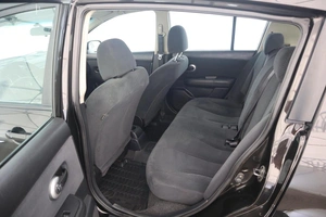 Хэтчбек Nissan Tiida 2012 года, 675000 рублей, Орёл