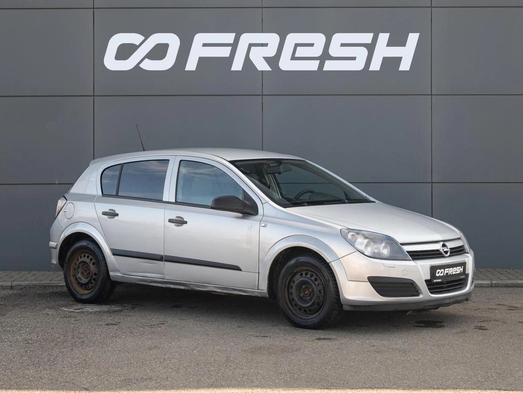 Хетчбэк Opel Astra 2004 года, 345000 рублей, Краснодар