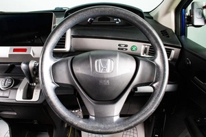 Минивэн Honda Freed 2012 года, 1149000 рублей, Сургут
