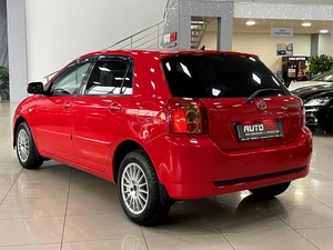 Хетчбэк Toyota Corolla 2005 года, 637000 рублей, Солонцы