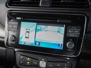 Хетчбэк Nissan Leaf 2017 года, 1679000 рублей, Воронеж