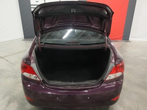 Седан Hyundai Solaris 2013 года, 820000 рублей, Курск