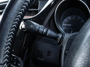 Хетчбэк Toyota Auris 2015 года, 1215000 рублей, Ставрополь