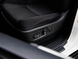 Внедорожник Toyota Land Cruiser Prado 2018 года, 4200000 рублей, Большой Сочи