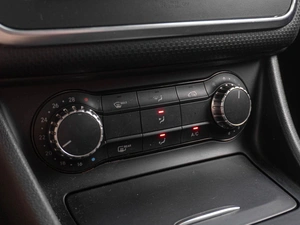 Хетчбэк Mercedes-benz A-класс 2013 года, 1729000 рублей, Тюмень