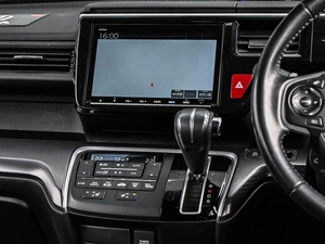 Минивэн Honda Stepwgn Spada 2021 года, 2949000 рублей, Кирилловка