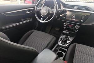 Седан Kia Rio 2021 года, 1425000 рублей, Солонцы