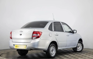 Седан ВАЗ (LADA) Granta 2013 года, 379000 рублей, Пермь