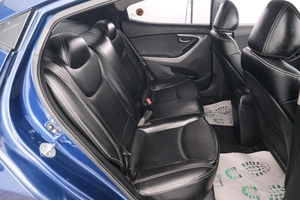 Седан Hyundai Avante 2010 года, 849000 рублей, Красноярск