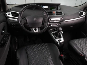 Минивэн Renault Scenic 2011 года, 599000 рублей, Воронеж