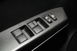 Внедорожник Toyota RAV4 2017 года, 2799000 рублей, Ульяновск