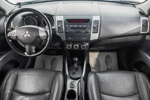 Внедорожник Mitsubishi Outlander 2009 года, 1349000 рублей, Барнаул