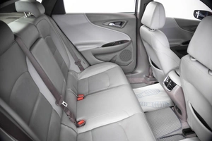 Седан Chevrolet Malibu 2016 года, 1599000 рублей, Пермь