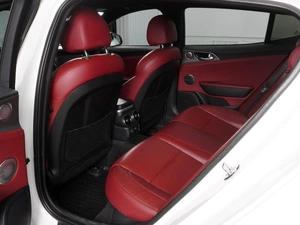 Лифтбек Kia Stinger 2018 года, 2449000 рублей, Минеральные Воды