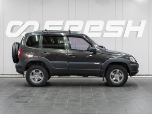 Внедорожник Chevrolet Niva 2012 года, 429000 рублей, Сургут