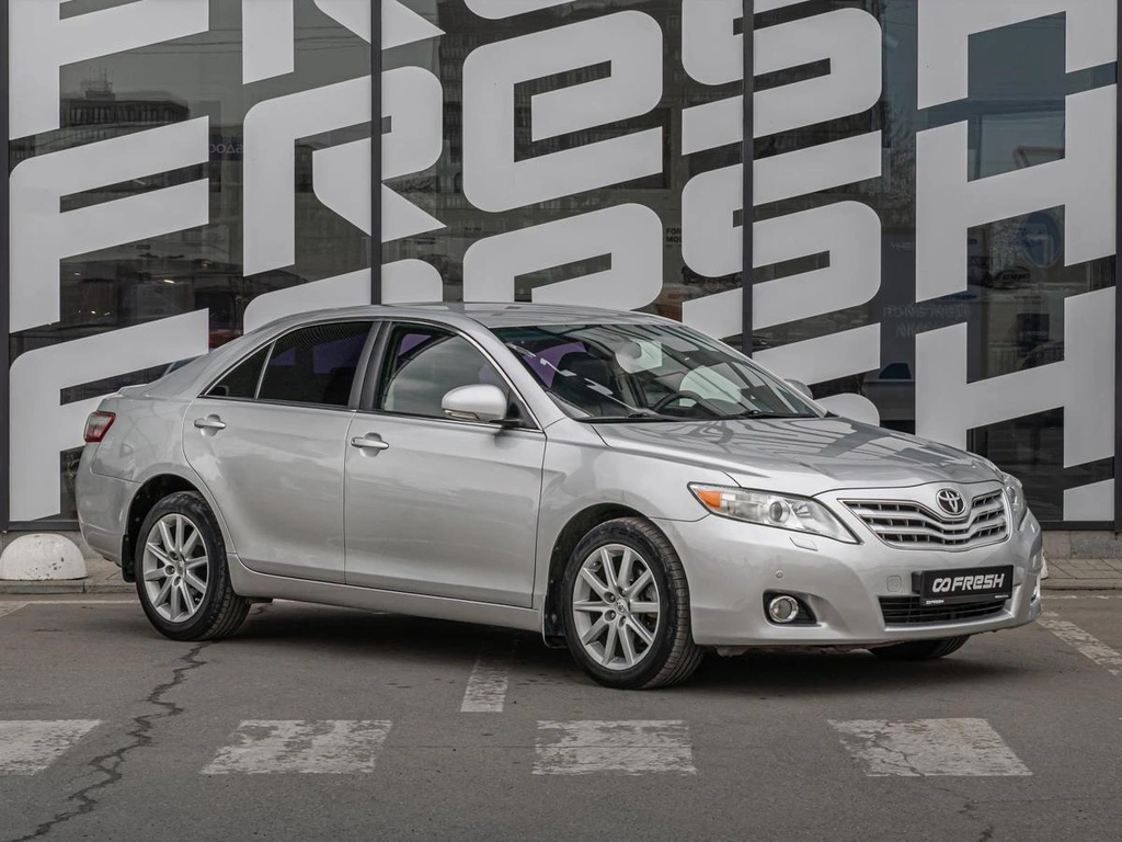 Седан Toyota Camry 2011 года, 1219000 рублей, Краснодар