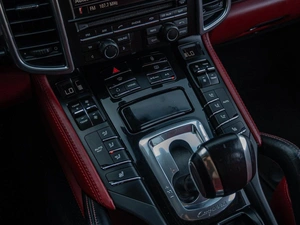 Внедорожник Porsche Cayenne 2013 года, 2330000 рублей, Краснодар