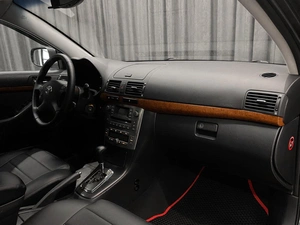 Седан Toyota Avensis 2007 года, 825000 рублей, Красноярск