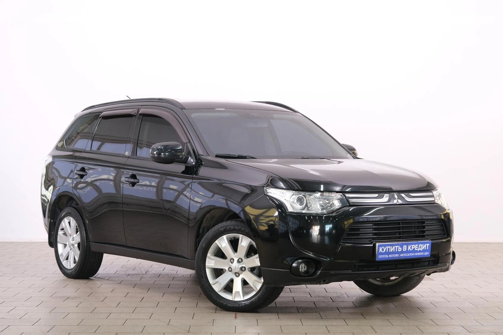 Внедорожник Mitsubishi Outlander 2014 года, 1799000 рублей, Омск