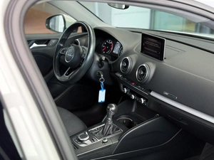 Седан Audi A3 2019 года, 1625000 рублей, Уфа