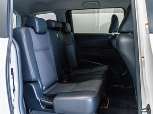 Минивэн Toyota Sienta 2018 года, 1299000 рублей, Красноярск