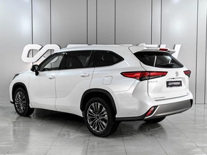 Внедорожник Toyota Highlander 2025 года, 6199000 рублей, Аксай