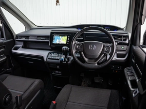 Минивэн Honda Stepwgn Spada 2018 года, 2310000 рублей, Краснодар