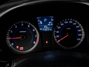 Седан Hyundai Solaris 2014 года, 949000 рублей, Тюмень