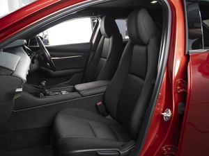 Хетчбэк Mazda 3 2022 года, 2250000 рублей, Омск