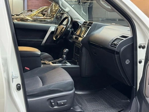 Внедорожник Toyota Land Cruiser Prado 2021 года, 4857000 рублей, Красноярск