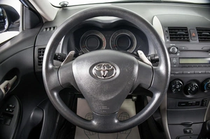 Седан Toyota Corolla 2008 года, 839000 рублей, Пермь