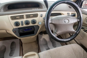 Седан Toyota Vista 2000 года, 569000 рублей, Барнаул