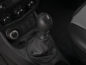 Внедорожник Renault Duster 2019 года, 1495000 рублей, Омск