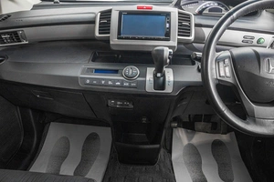 Минивэн Honda Freed 2015 года, 1249000 рублей, Барнаул