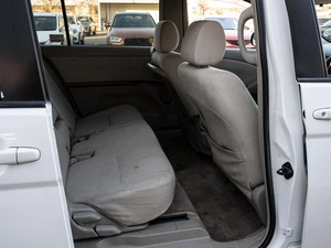 Минивэн Toyota Isis 2010 года, 1155000 рублей, Краснодар