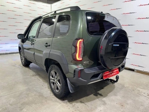 Внедорожник ВАЗ (LADA) Niva Travel 2021 года, 930000 рублей, Красноярск