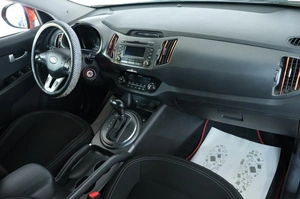 Внедорожник Kia Sportage 2011 года, 1349000 рублей, Омск