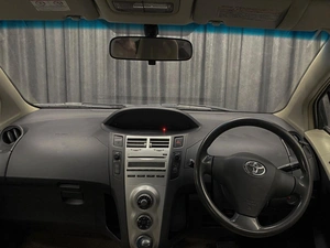 Хетчбэк Toyota Vitz 2007 года, 520000 рублей, Красноярск
