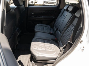 Внедорожник Mitsubishi Outlander 2022 года, 2970000 рублей, Краснодар