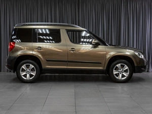 Внедорожник Skoda Yeti 2012 года, 699000 рублей, Тюмень