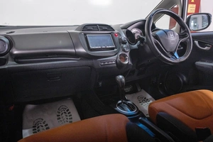 Хетчбэк Honda Fit 2011 года, 1139000 рублей, Томск