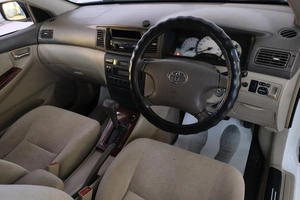 Седан Toyota Corolla 2000 года, 569000 рублей, Омск