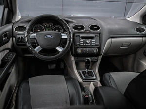 Седан Ford Focus 2006 года, 549000 рублей, Кирилловка