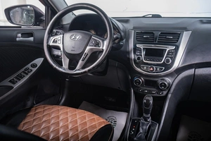 Седан Hyundai Solaris 2014 года, 1049000 рублей, Томск