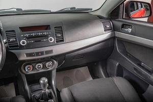Седан Mitsubishi Lancer 2007 года, 749000 рублей, Томск